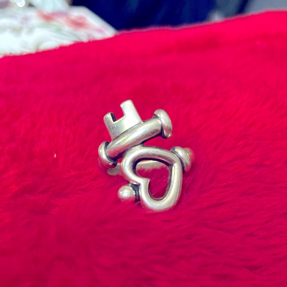 JAMES AVERY RING